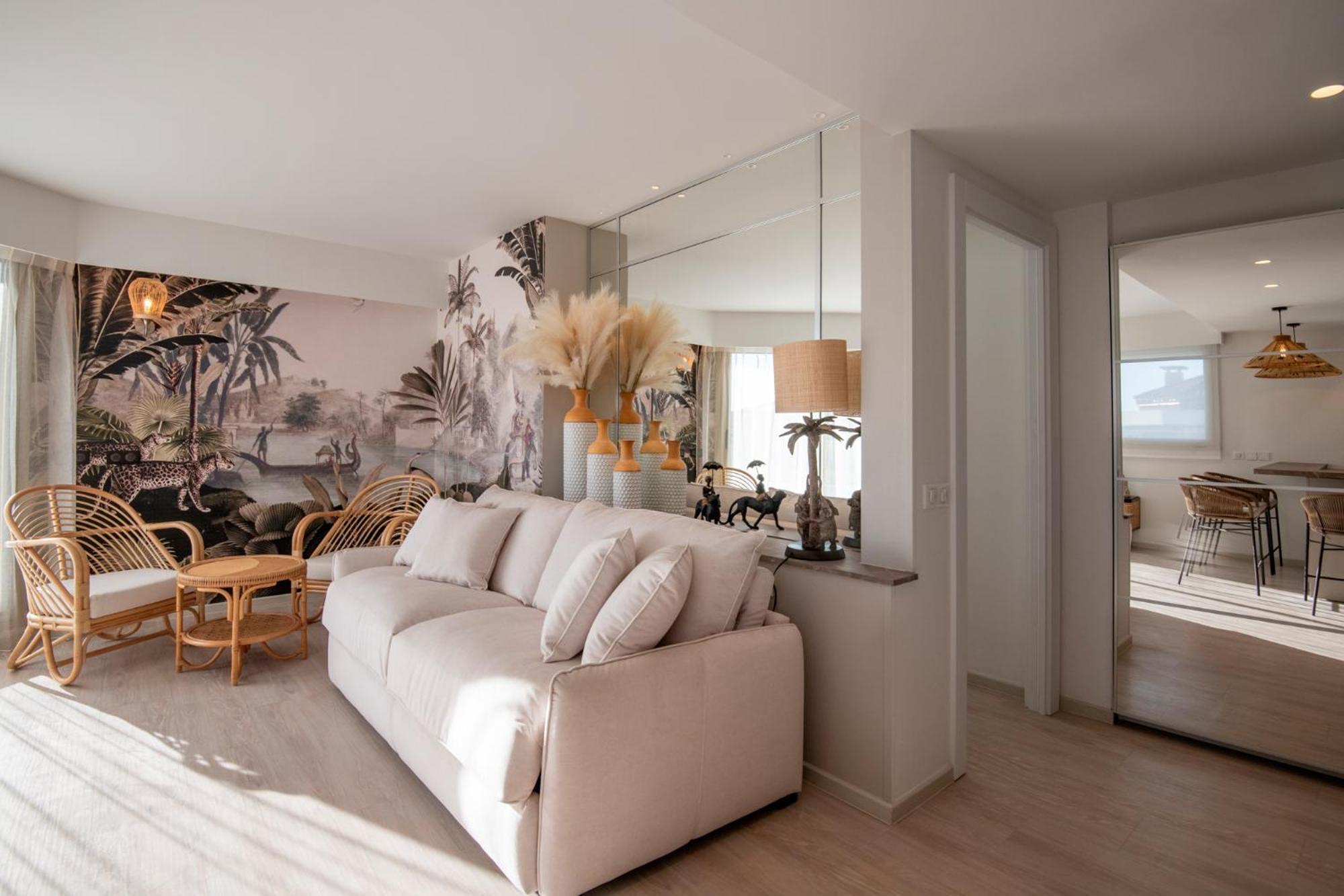 Residence Hoteliere Chambord Au Coeur De Menton - Entierement Renovee ภายนอก รูปภาพ