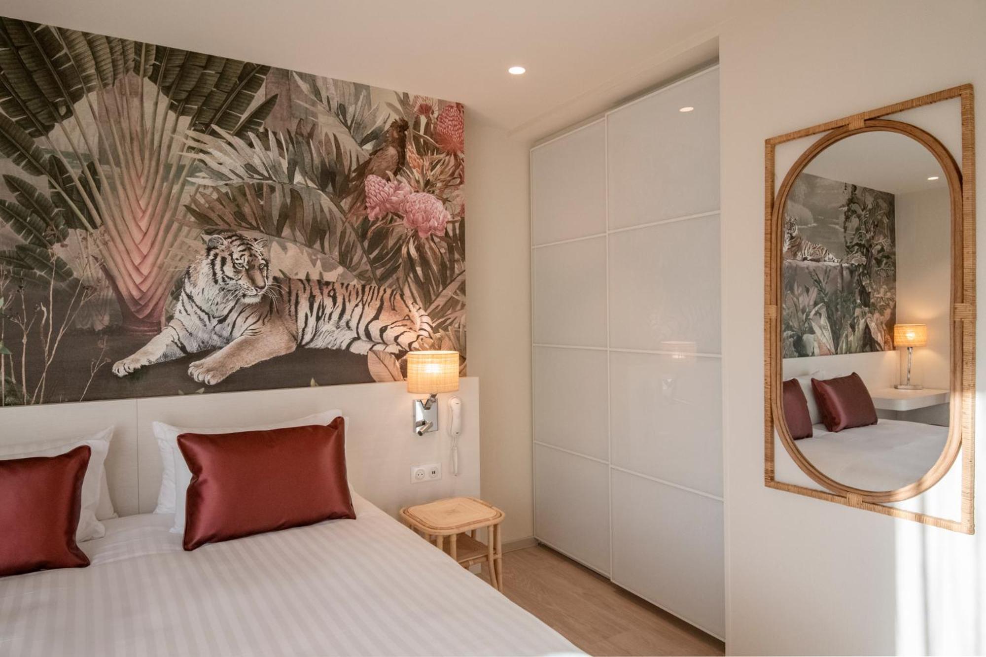 Residence Hoteliere Chambord Au Coeur De Menton - Entierement Renovee ภายนอก รูปภาพ