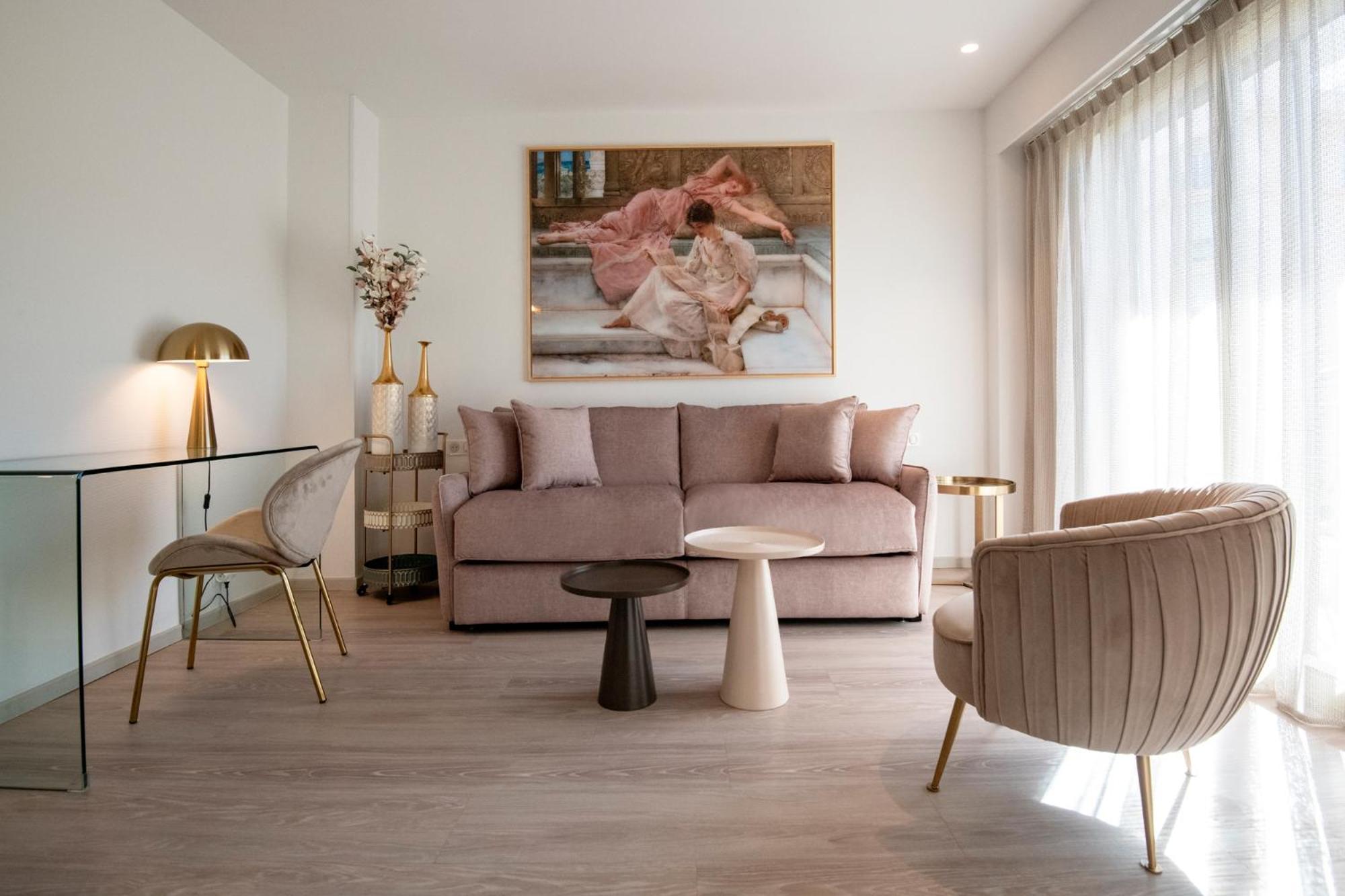 Residence Hoteliere Chambord Au Coeur De Menton - Entierement Renovee ภายนอก รูปภาพ