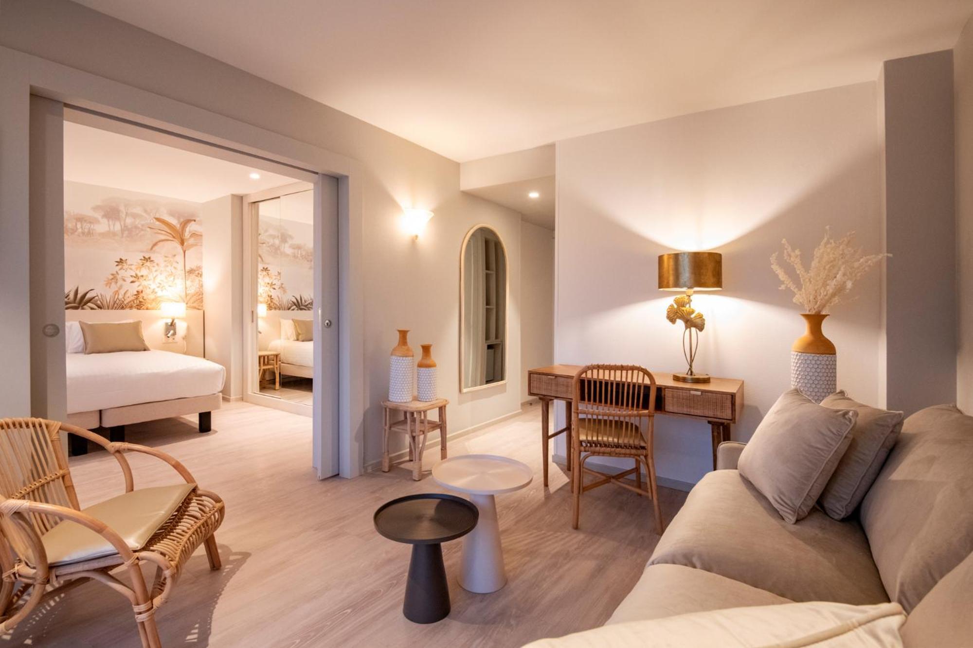 Residence Hoteliere Chambord Au Coeur De Menton - Entierement Renovee ภายนอก รูปภาพ
