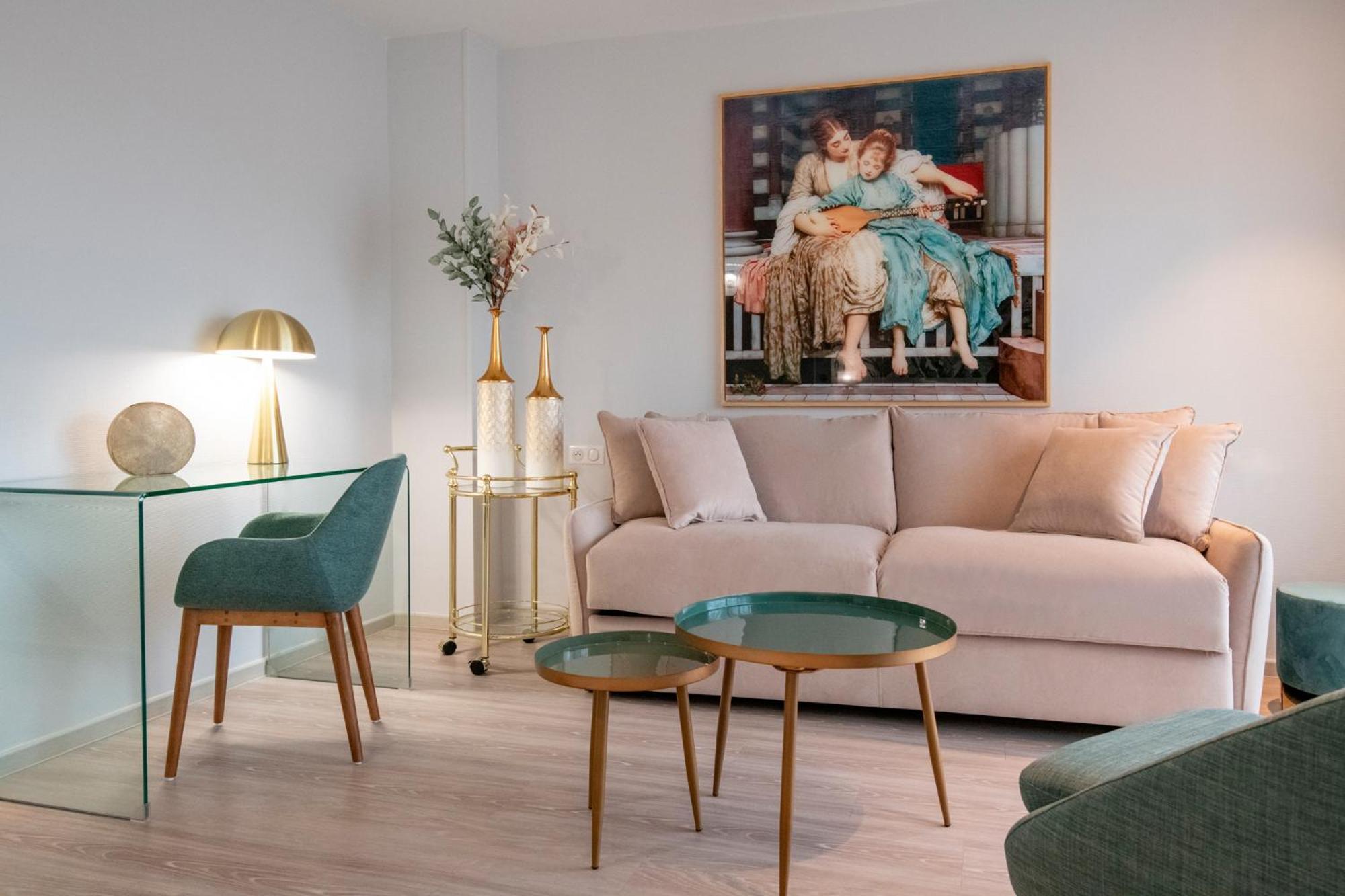 Residence Hoteliere Chambord Au Coeur De Menton - Entierement Renovee ภายนอก รูปภาพ
