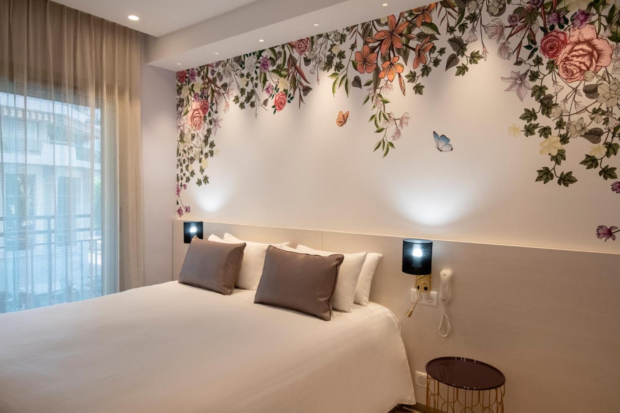 Residence Hoteliere Chambord Au Coeur De Menton - Entierement Renovee ภายนอก รูปภาพ