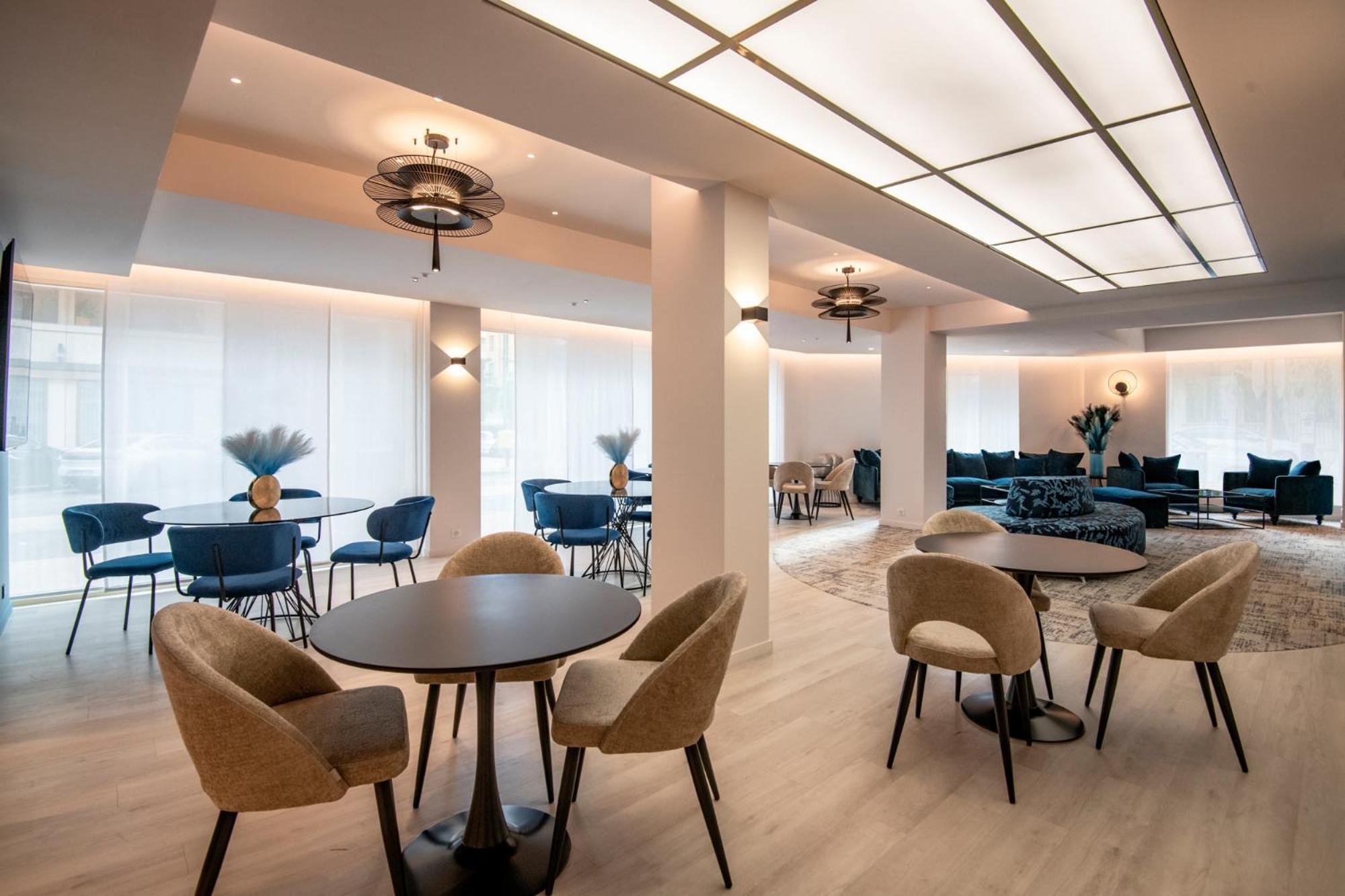 Residence Hoteliere Chambord Au Coeur De Menton - Entierement Renovee ภายนอก รูปภาพ